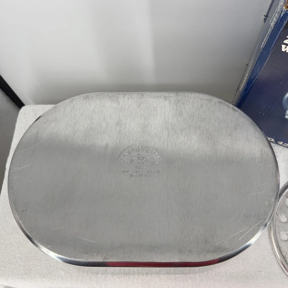 NIB Magnalite Classic 20 3/8 Cov'd Oval Roaster with Meat Rack 4269 GHC USA Made